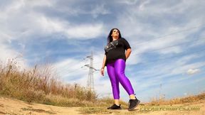 Pissing Trough Her Tights in a Hot Day - Fat Girl Pee with Huge Jet Outdoor