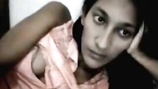 Desi hot college girl Avantika on cam