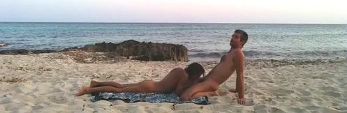 Sexy Couple's Public Beach Adventure