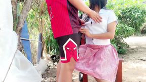 INDIAN DESI INNOCENT TEEN STUDENT FUCK IN THE WOODS BU ABNORMAL GUY