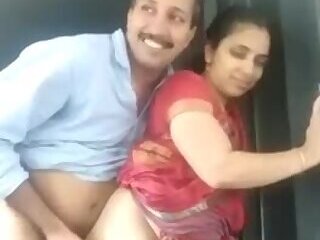 Meture Mom Desi