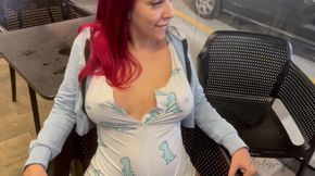 My Desire to Have Sex with Her Was so Strong That We Went to the Store's Bathroom.