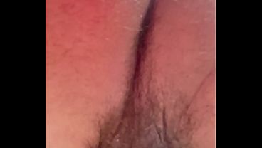 Bumbum branquinho be de pertinho com vontade de leitinho quentinho
