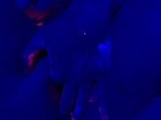 Un gay Français avec une Enorme Queue baiser par stepson stepdad dans la playroom (CyberTwink)