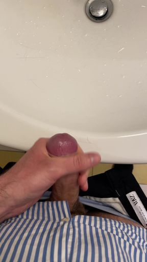 Quick jerking in the afternoon