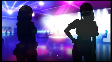Cindy the futanari confronts her pink-haired friend in a nightclub bathroom