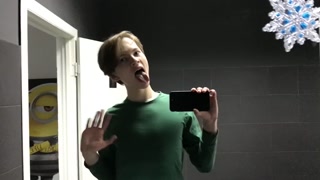 RISKY! JERKING OFF IN PUBLIC TOILET (23cm)/ Teen boy / Cute Boy / Hidden