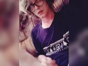 Hattabi4ik Pissing And Fapping (Gold Rain) Homemade Fetish