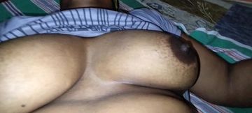 Suddi Showing Pussy and Masturbate Alone