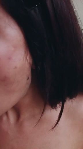 Egyptian Spring Break Slut Blowjob