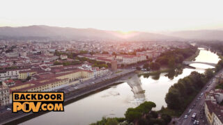 POV αντίστροφη ομαδικό σεξ: Οι χαριτωμένες κοπέλες Lulu Love, Jessie Way και Irina Cage γκρινιάζουν μέσα από μεγάλο πέος πρωκτικό, χύσιμο στο στόμα και βόλτες με καουμπόισσα