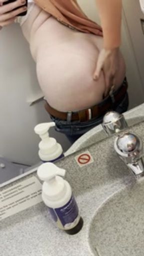 MILF wanks on the plane with big boobs and butt