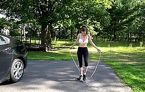 Sports bra vs no bra jump rope test