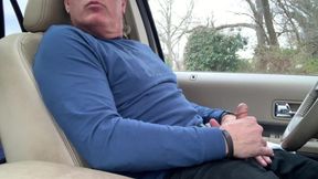 Risky car jerking-off and masturbation outdoors