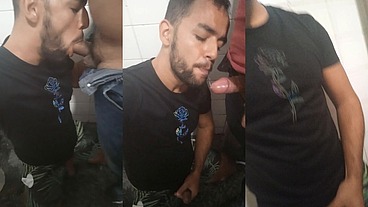 TOMEI LEITE DE UM URSO MACHO NO BANHEIRO DO SUPERMERCADO