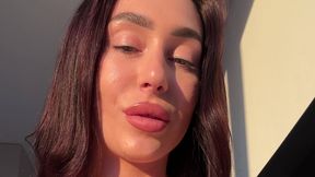 Social Media Creator @Louise_vip @Showing Boobs and #Natural Big Tits #Brunette #Sexy #Nude movie adult nsfw | Tik.Porn