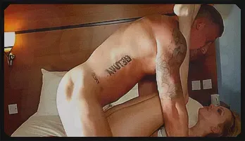 Seductive MILF in Lingerie Gets Wild Pussy Licking