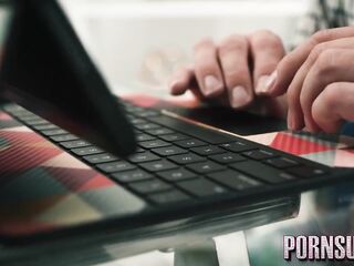 Stepdad's Forbidden Glimpses. Spanish sub. To see in: pornsuborg