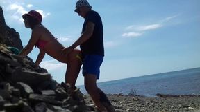 Real amateur GF gives a sloppy blowjob and rides his cock in doggy style
