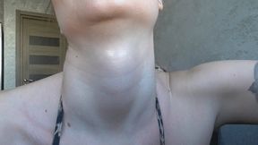 A BIG ADAMS APPLE THAT'S MOVING EEE