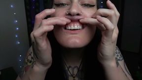 GothBunny's mouth tour
