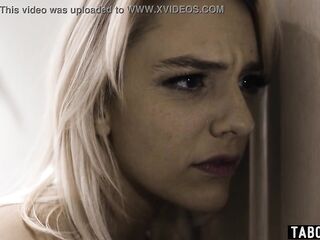 Babysitter screwed by the spouse when his wife was watching 'em do it