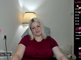 Webcam petite BBW amazing huge boobs blonde teen