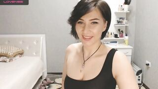 Russian with a beautiful booty caresses her vagina