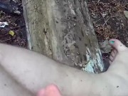 Артем сам себе дрочит ногами в лесу self suck autofellatio self footjob