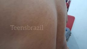 leo ogro fodendo novinha do cuzinho rosa.