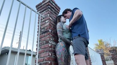 Backyard banging POV hookup with tattooed Tigerlilly