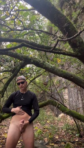 Hiker Bro goes Off-Trail to Jerk Off