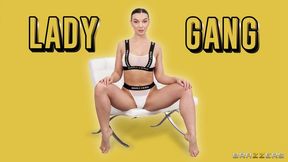 Beautiful chick with round ass screwed by big cock