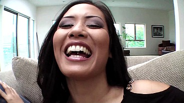Jessica Bangkok Squirts On Jay Lassiter's Face