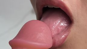 drooling and sucking lips (sounds very close) ASMR
