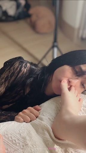 Asian Femdom Sissy Deepthroat Foot Fetish