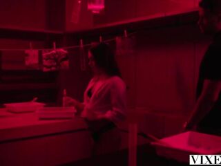 VIXEN Tiny Hotty Daisy Pheonix Has The Meaty Climax During Vehement Sex