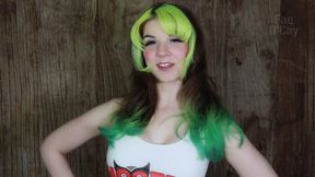 Hooters Tit Fuck MOV