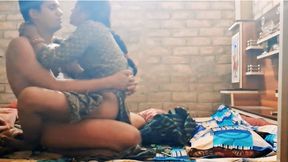 Indian bhabhi Desi Bur Chudai Video for her Real Test First Time Best Amezing Chudai Video today upload