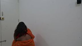 Dick flashing and jerking infront of lady