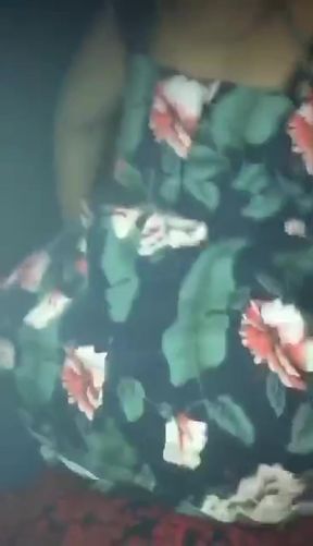 Curvy dancer shows off her big ass in a sultry lap dance