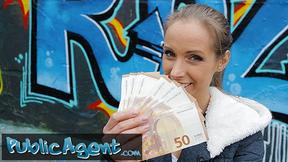 Outdoor Tunnel Fuck with Kinuski