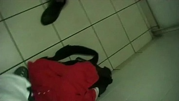 twink asiat fuck by 2 guy in toilett public
