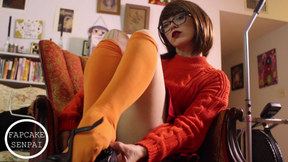 Velma Leg Worship and Cum Countdown