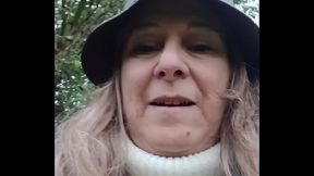 2025 09 23 Esclave F exhib et humiliations en ville