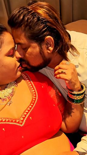 Desi indian Bhabhi dever hardcore sex with beautiful sari hot video..   Clip 1