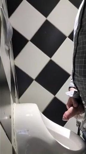 Top hairy Arab pissing in the restaurant