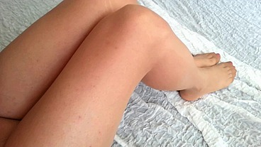 Dani_Leg in Sexy Tan Pantyhose With Polished Toenails