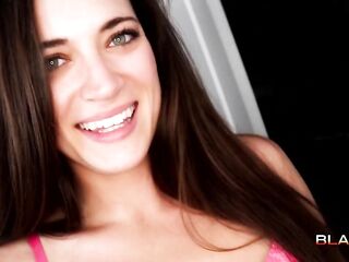 Dacey Harlot - Massive Facial Oral pleasure