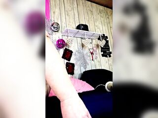 Pants to the Floor Snatch Eating Galore